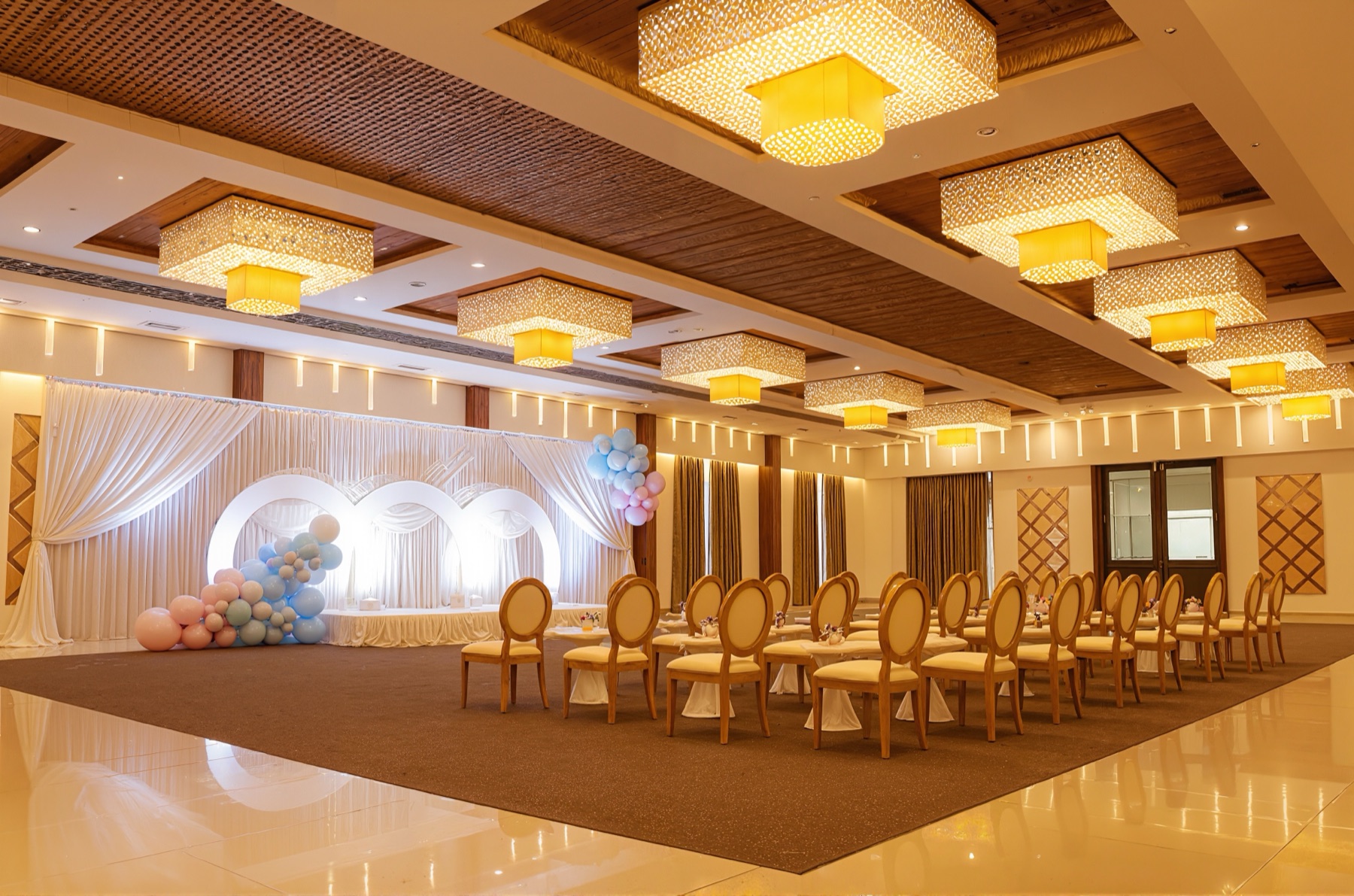 The Nakshatra Grand Hall, dressed your way. · photograph 9